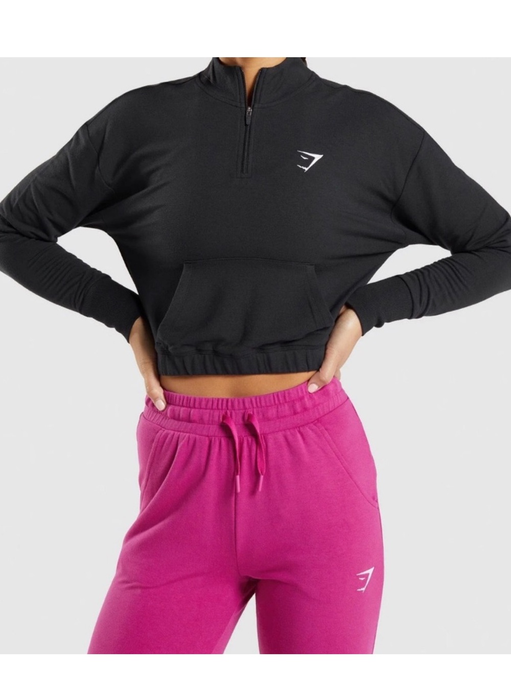 Gymshark Black 1/2 zip Crop Pullover Sweatshirt - Picture 2 of 8